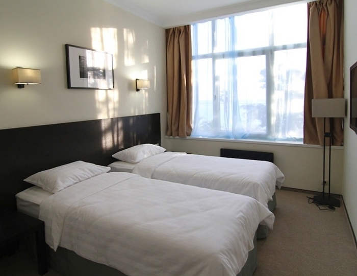 2-местное 2-комн. комфорт (вид на море) - Курортный комплекс «Континент-Гагра»