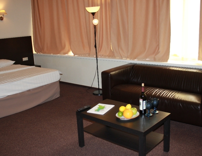 1-мест. (разм. в 2-мест.) люкс (вид на горы) - Курортный комплекс «Континент-Гагра»